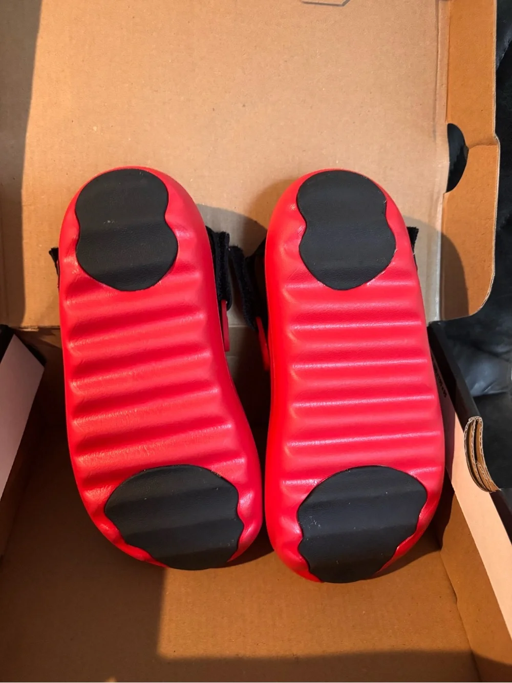 Jordan Kids Red hydrip Clog with Back Strap